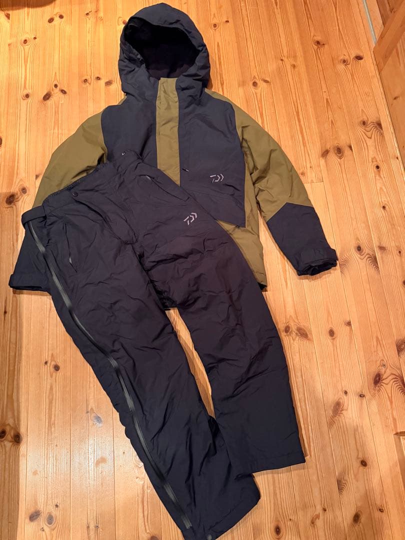 ダイワ　DW-3223 レインマックス サイドオープンウィンタースーツ M