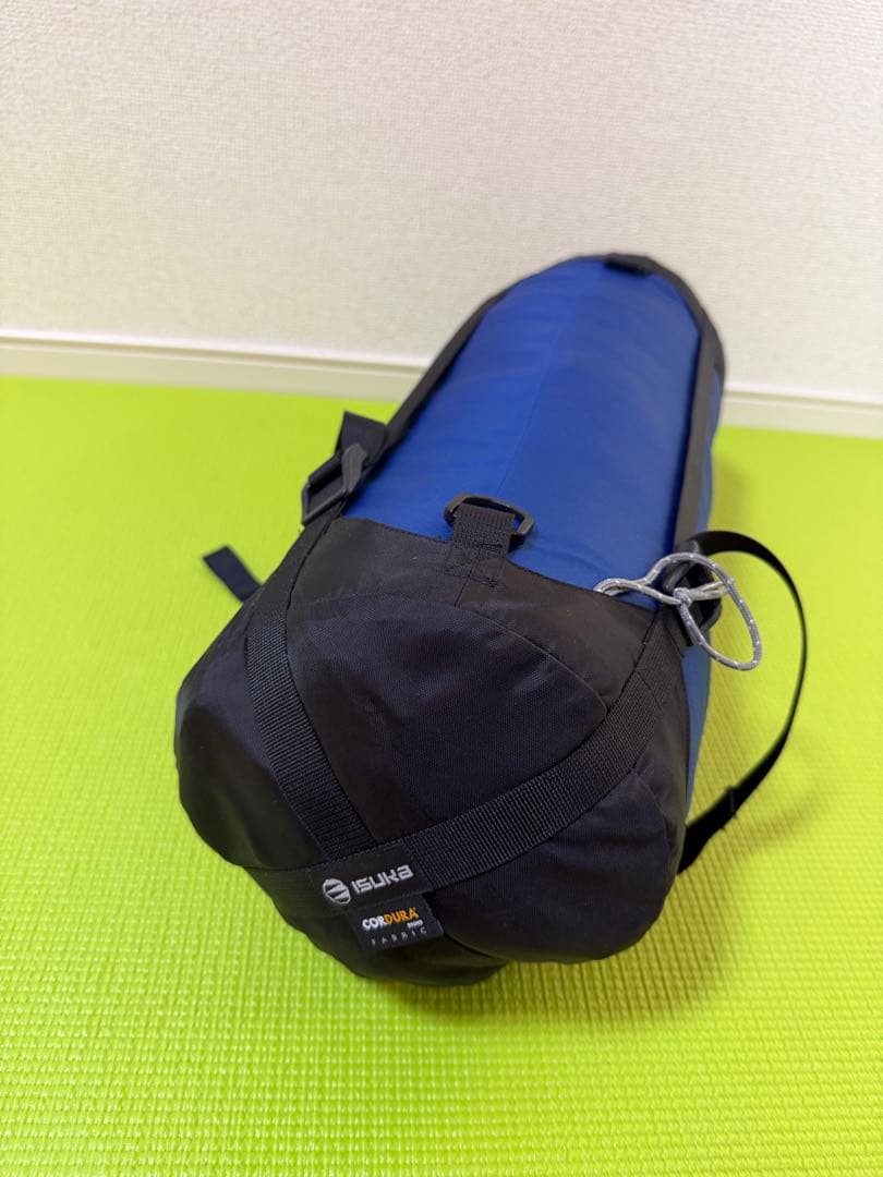 美品 ISUKA イスカ シュラフ 寝袋＋ウルトラライトコンプレッションバッグ