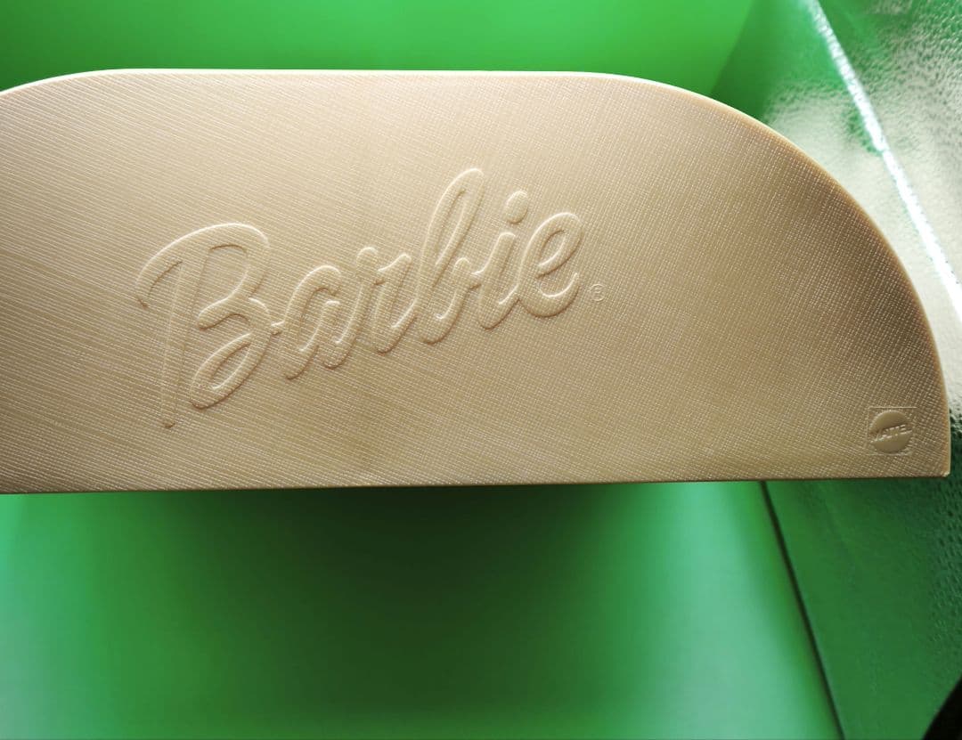 2000年 セレブレーション テレサ バービー 未開封 FAOステッカー付