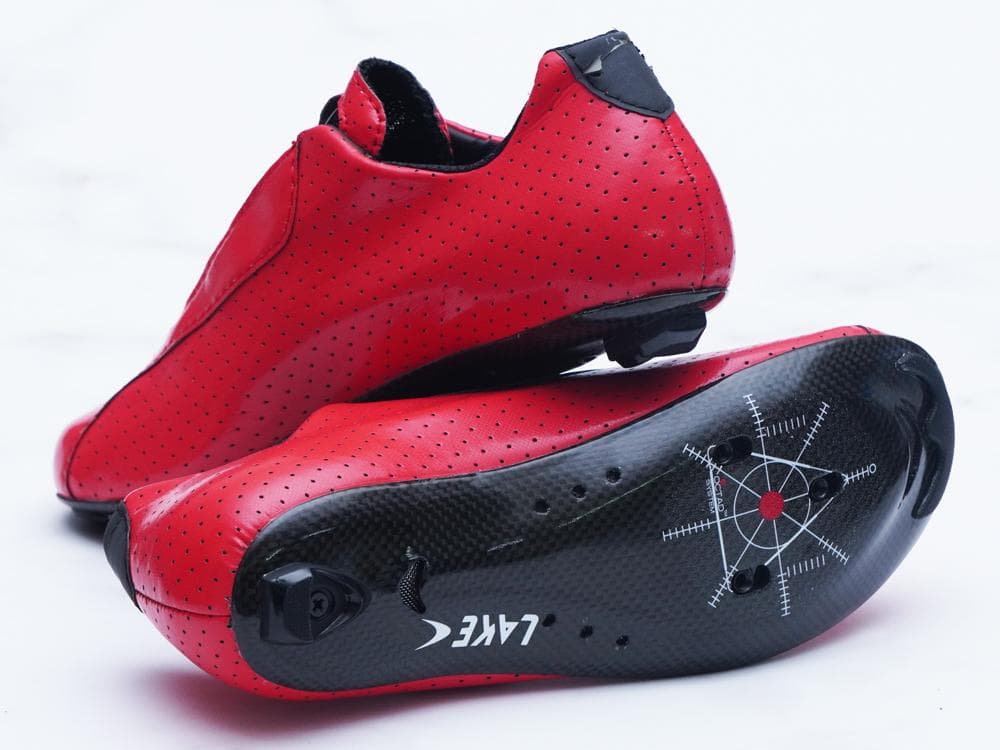 ☆新品未使用☆ LAKE CX301 レッド 40 ノーマル幅 軽量318g！