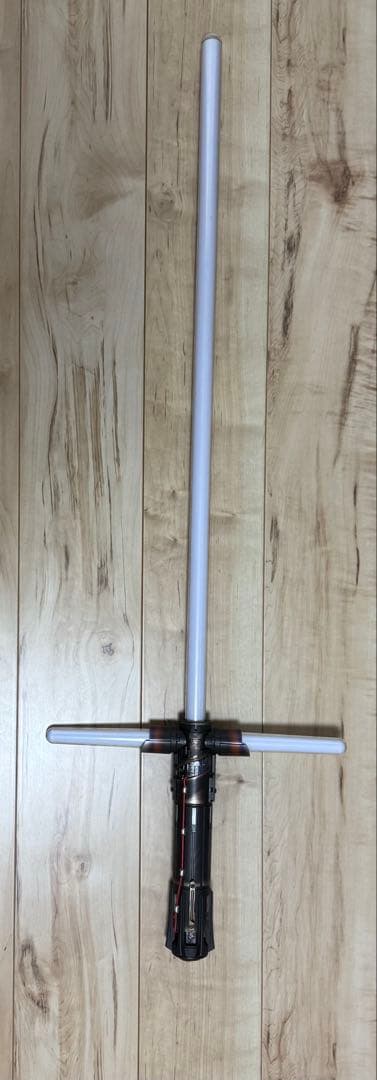STAR WARS ライトセーバー　カイロ.レン