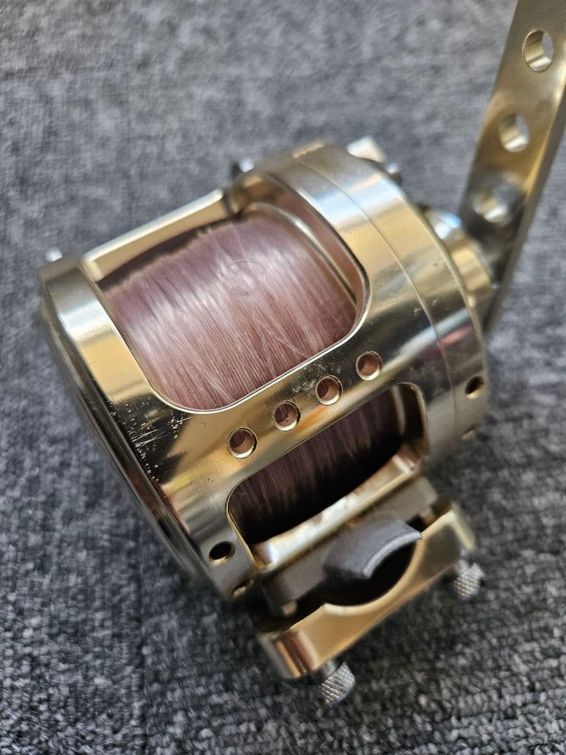 ALLIGATOR BATTLE バトル20 リール ゴールド