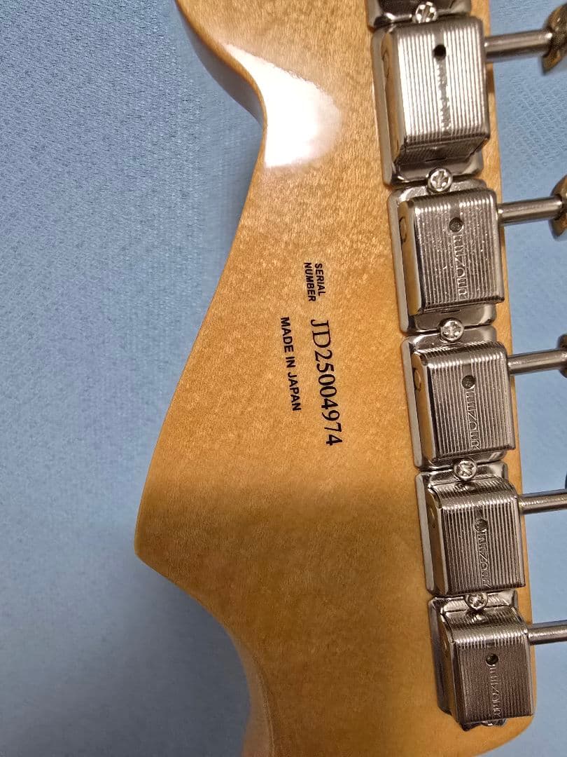 Fenderストラトキャスターmade in japan　Heritage50s