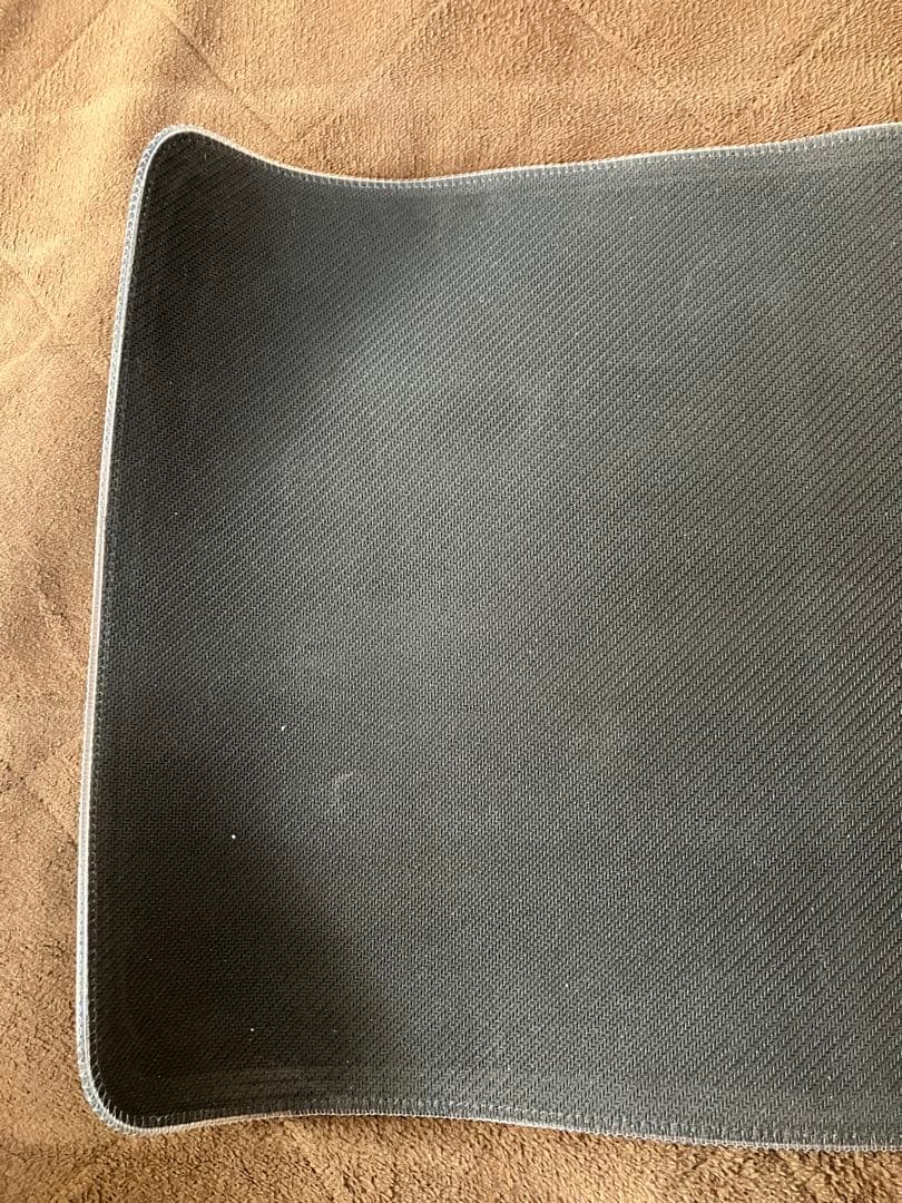 『トロン：アレス』オリジナルレッドデスクマット/Tron: Ares/ディズニー