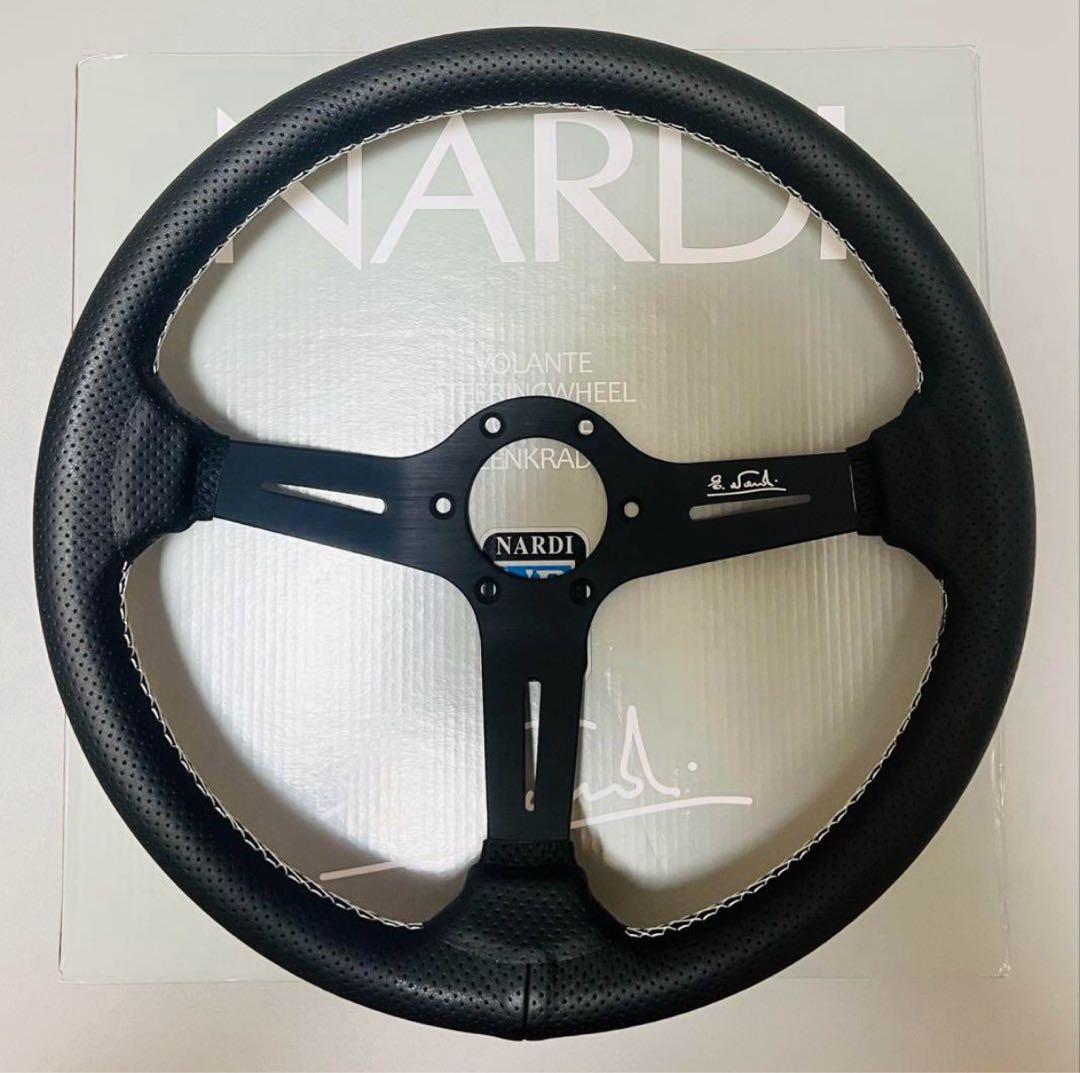 期間限定 値下げ中‼️NARDI ステアリングホイール 14インチ