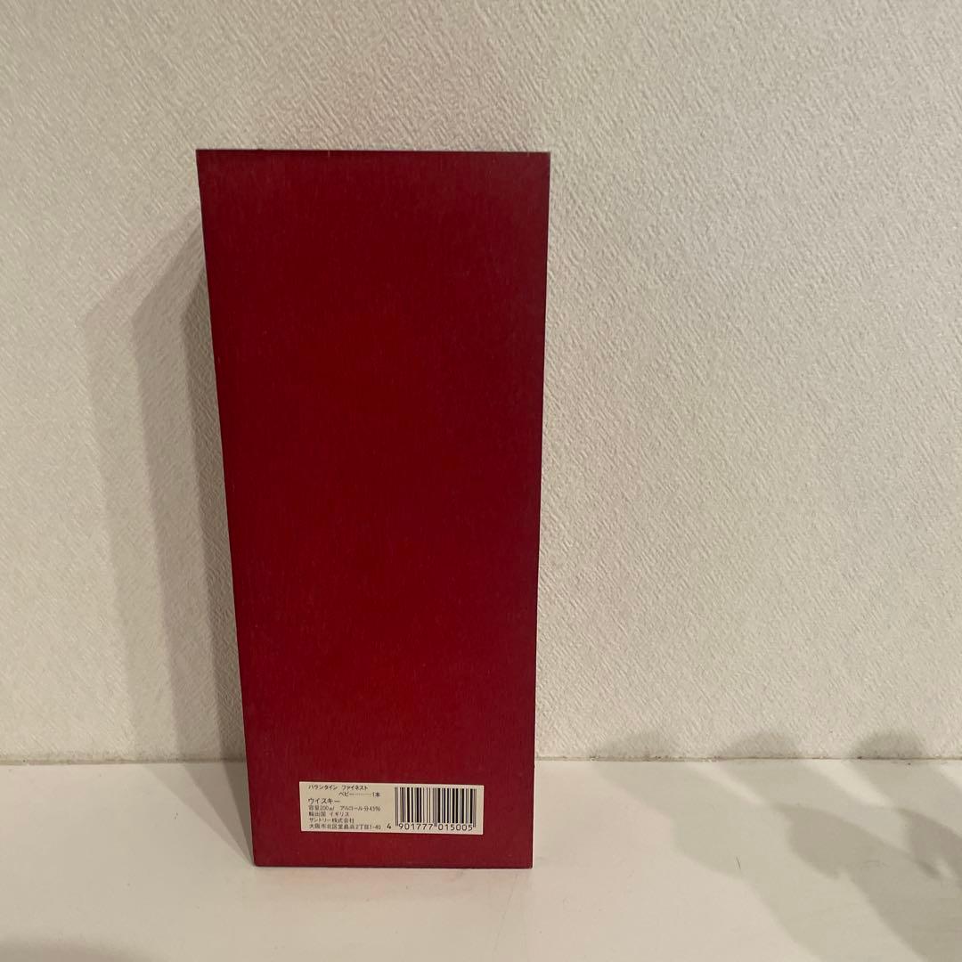 バランタイン FINEST スコッチウィスキーオルゴール箱付き