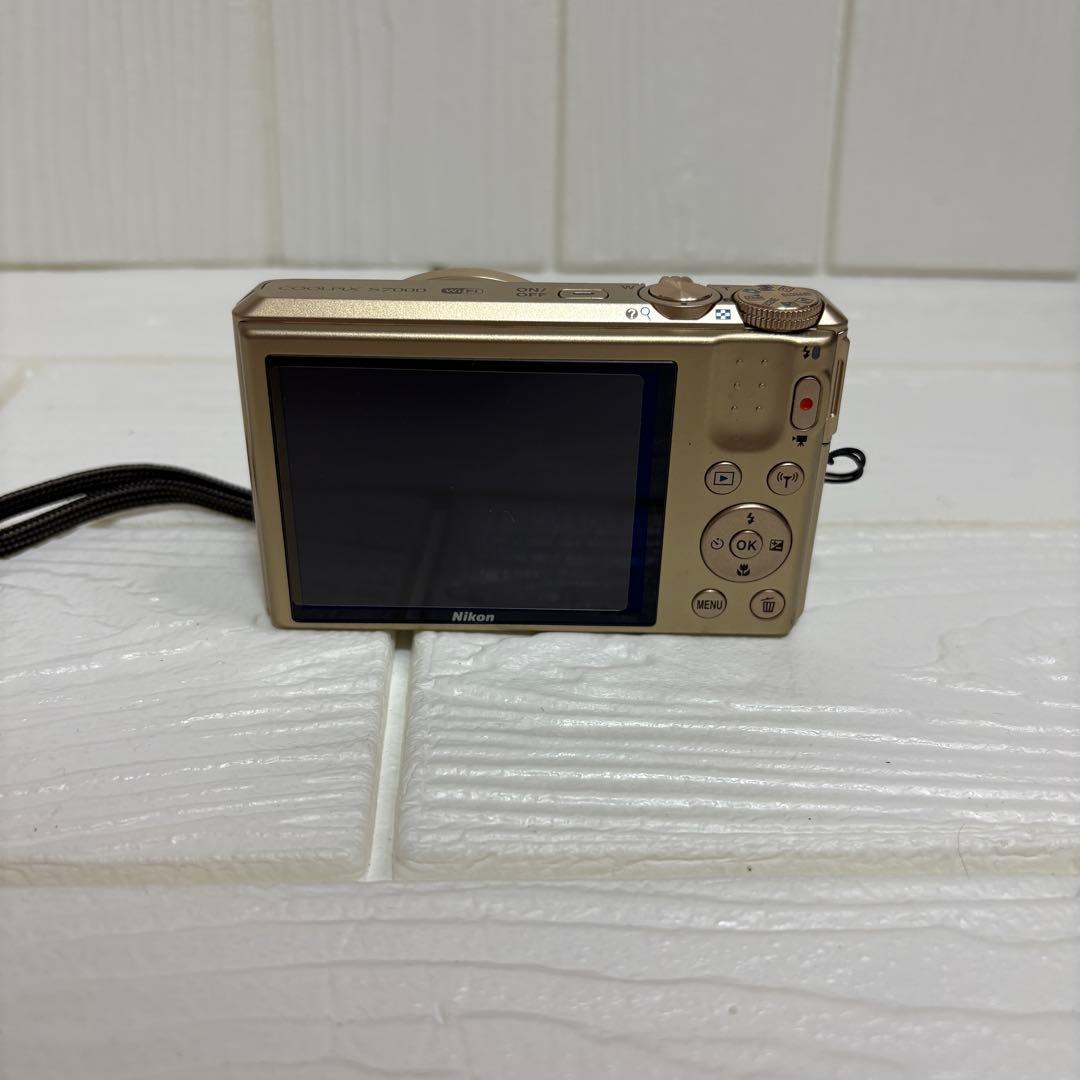Nikon COOLPIX S7000 ゴールド