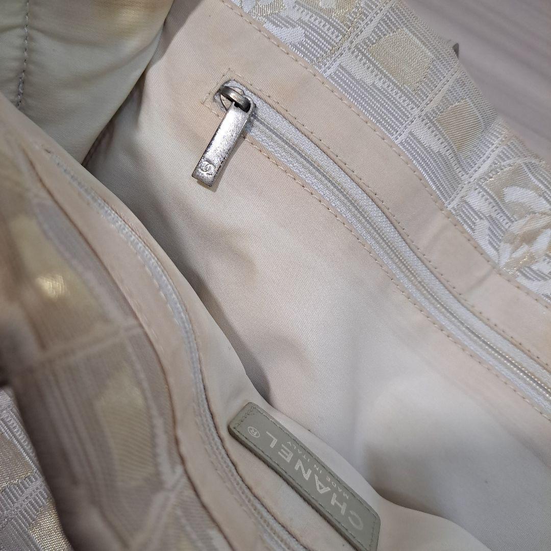 お値下げ致しました　シャネル ニュートラベルライン CHANEL トートバック