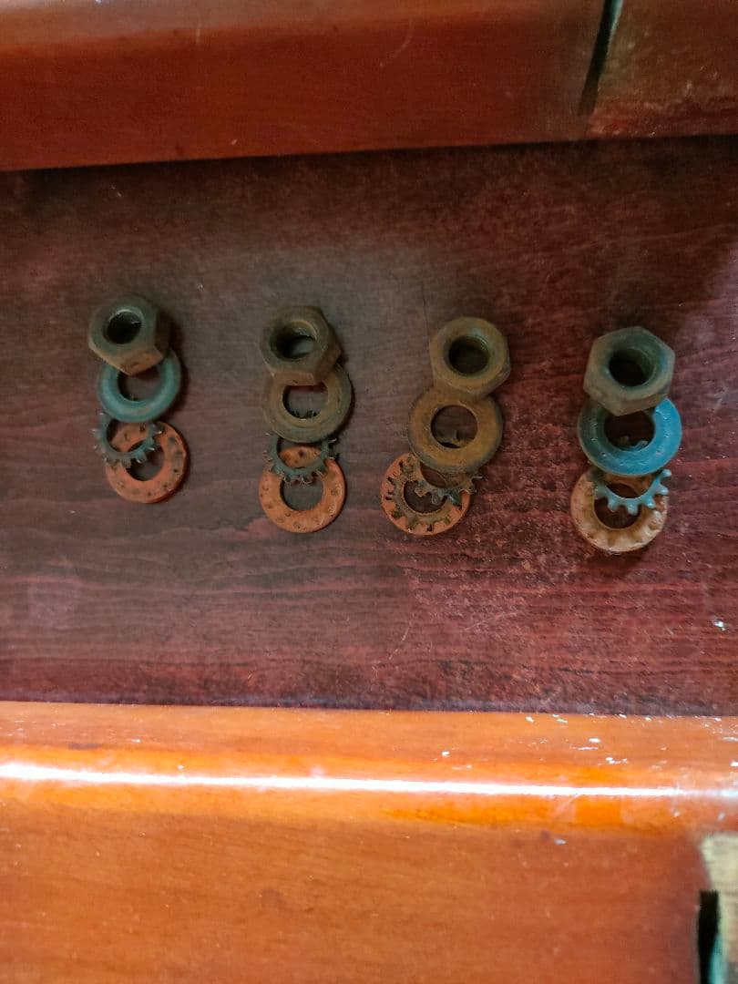 昭和レトロな豆炭こたつ(燃焼器付き)　縦80cm 横80cm 高さ37cm