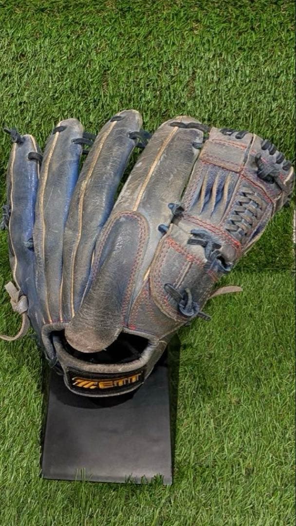 野球グラブ　グローブ　一般軟式大人用　投手用　ZETT 岩隈久志モデル