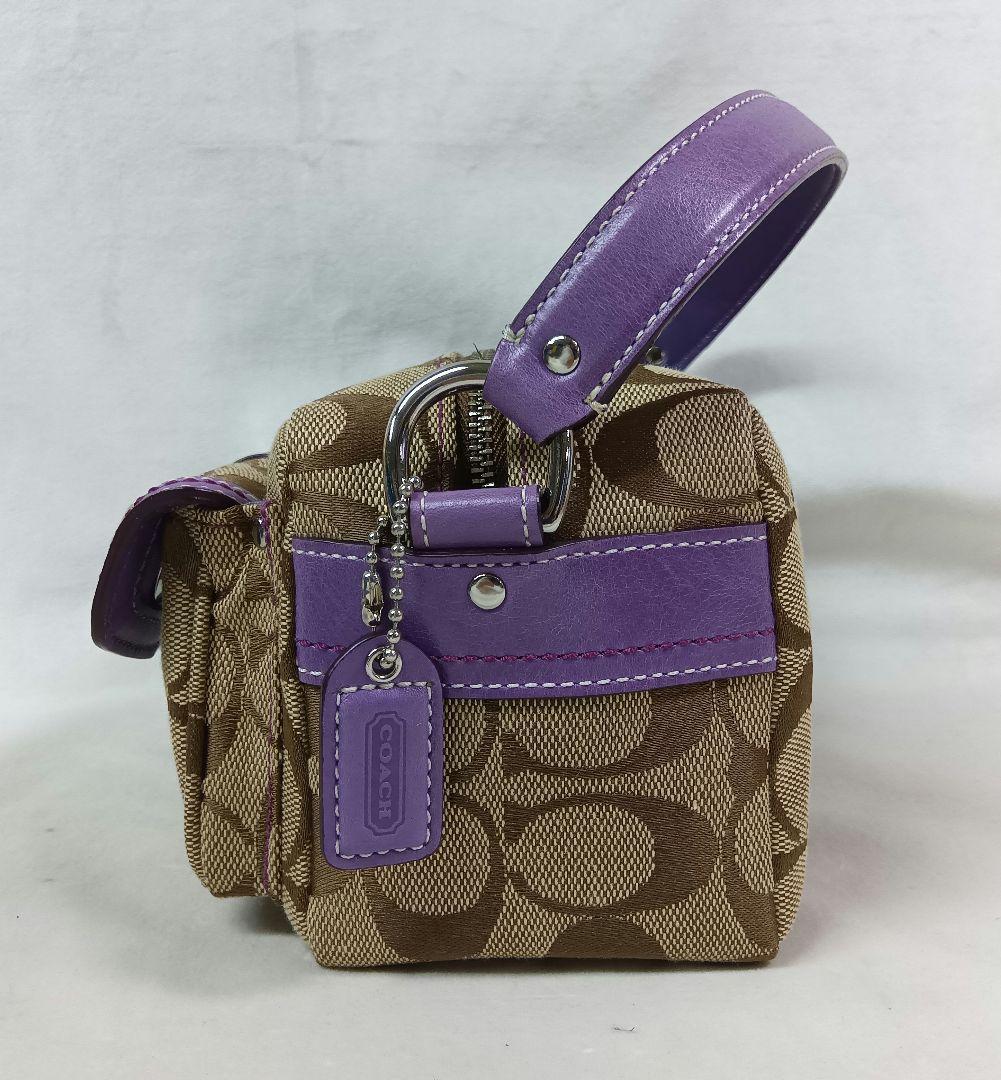 COACH(コーチ) ポーチ　ハンドバッグ　シグネチャー柄　ダブルターンロック