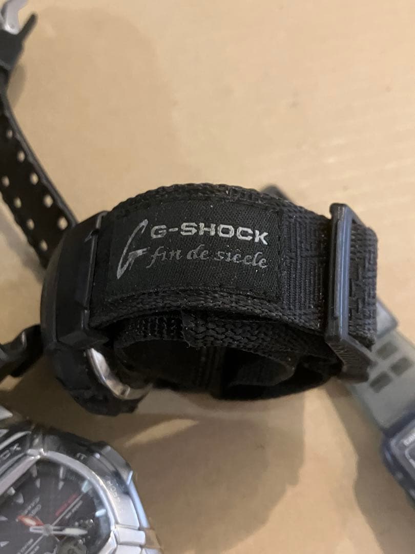 D*a様 G-SHOCKとCASIOのデジタル腕時計セット