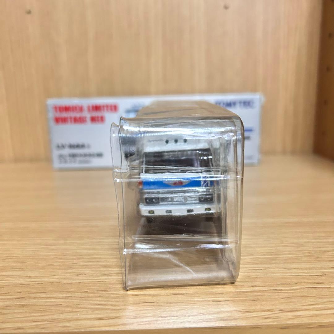 トミカリミテッドヴィンテージ LV-N44b 日野KB324型トラック特別塗装色