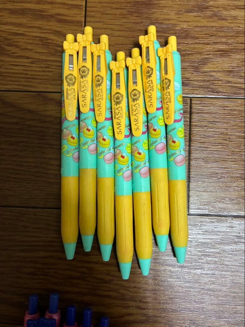 サラサ限定ピチレモンボールペン9本