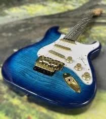 ☆彡新品フレイムメイプル　ストラトキャスター