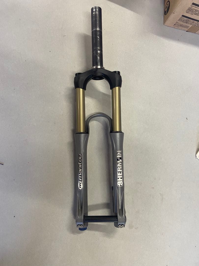 Manitou Sherman フロントフォーク　1.5