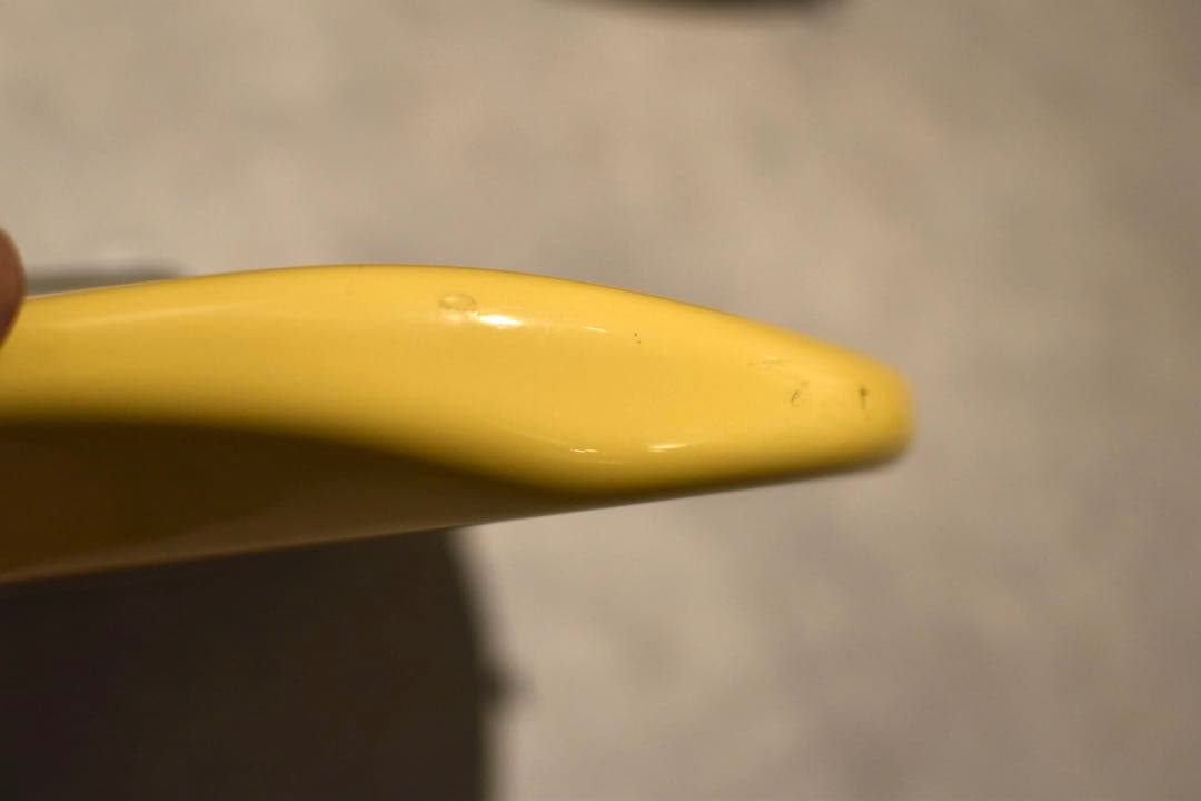 K.Nyuiエレキギター イエロー