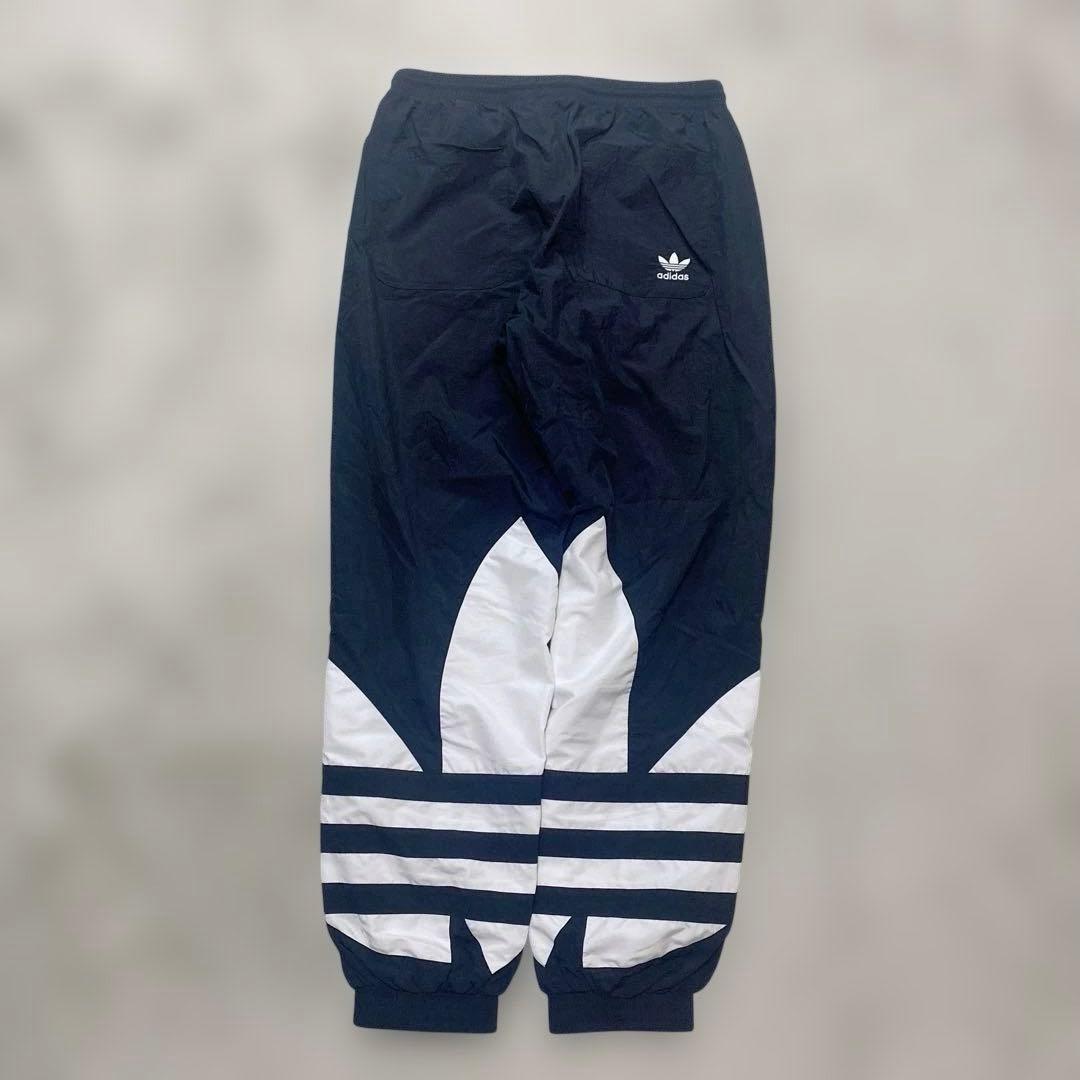 アディダス オリジナルス ビッグトレフォイル ナイロンセットアップ　黒（L）