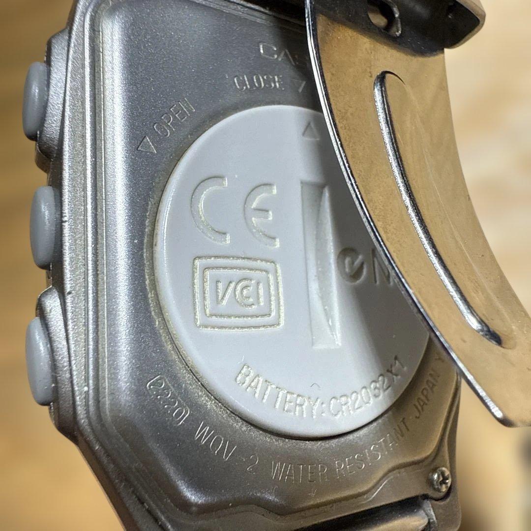 CASIO WQV-2 Wrist Camera デジタル腕時計　リストカメラ