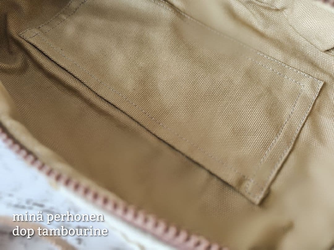 ミナペルホネン dop タンバリン ecru ボディバッグ ウエストバッグ