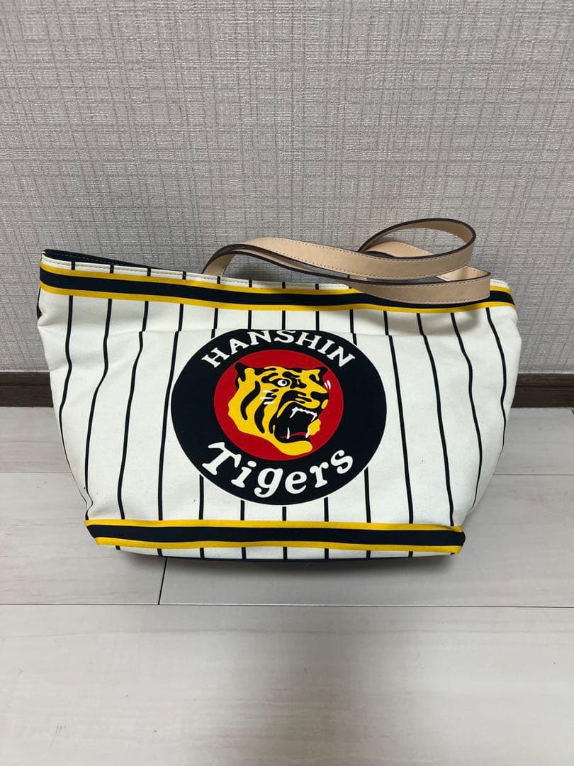 サマンサタバサ　阪神コラボバッグ