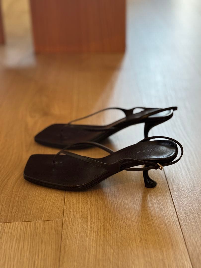 ユ*ナ様 THE ROW Constance Sandals サイズ37