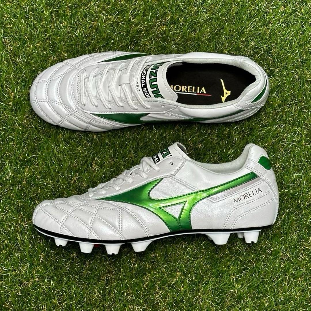 ミズノ　モレリア2ジャパン　ペイントカスタムモデル　26.0㌢