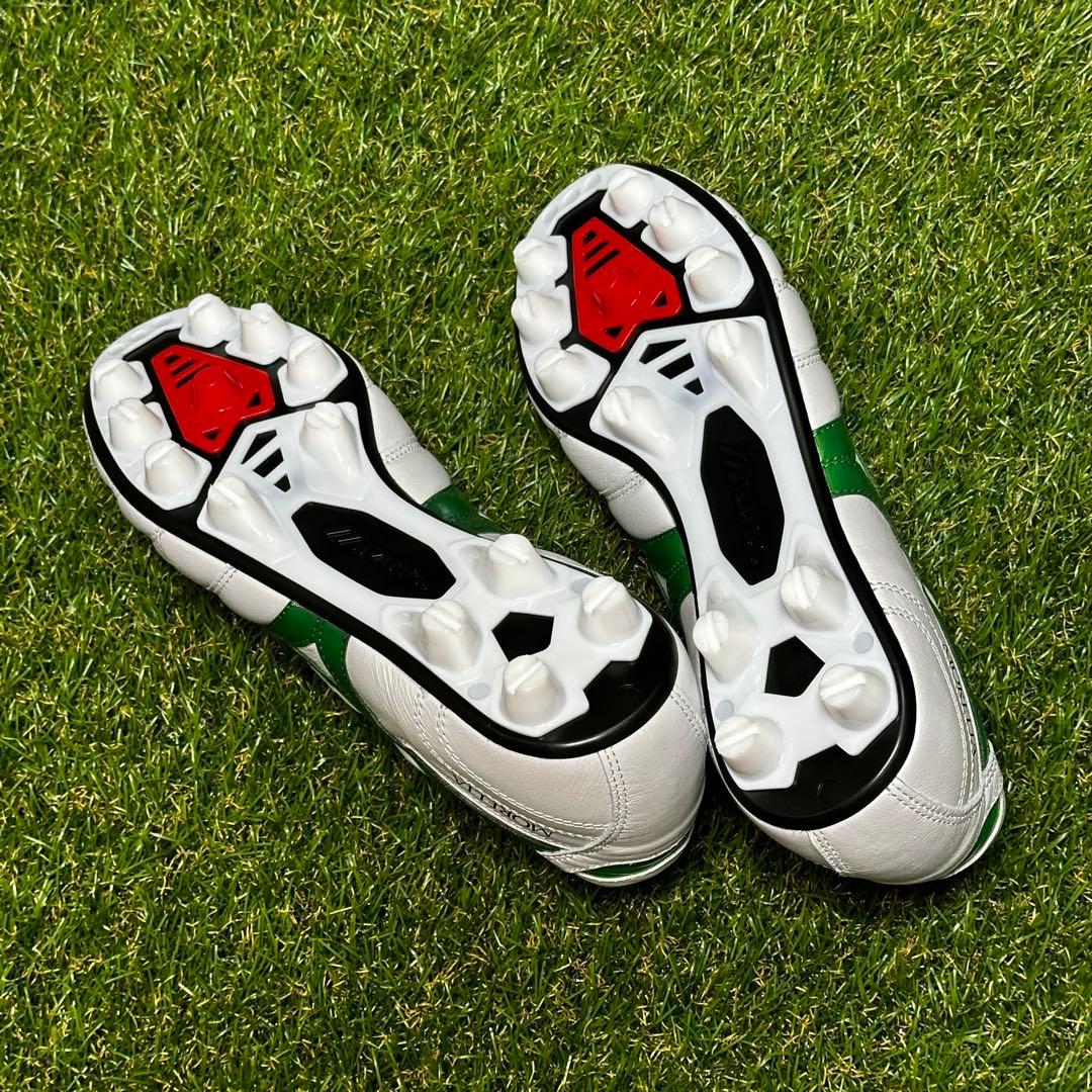 ミズノ　モレリア2ジャパン　ペイントカスタムモデル　26.0㌢