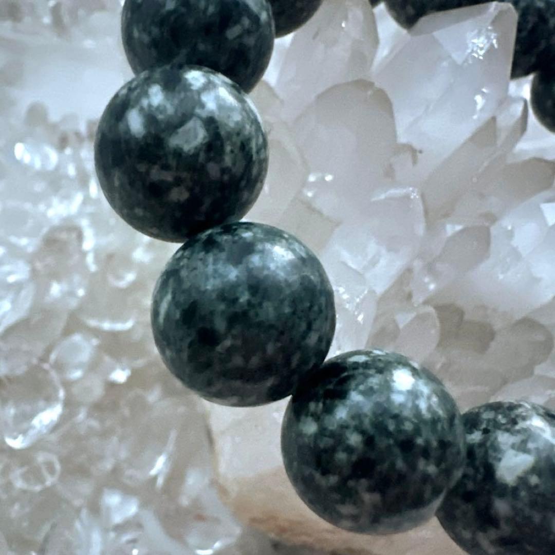 遠野霊石12mm 幸せと感謝がめぐりだす、やさしい高波動ブレスレット