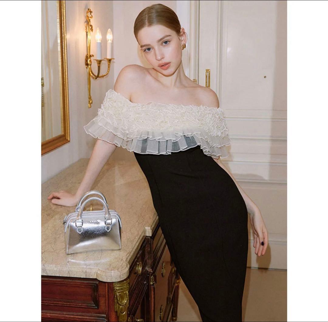 eimy istoire デコレーションフリルオフショルニットワンピース　正規品