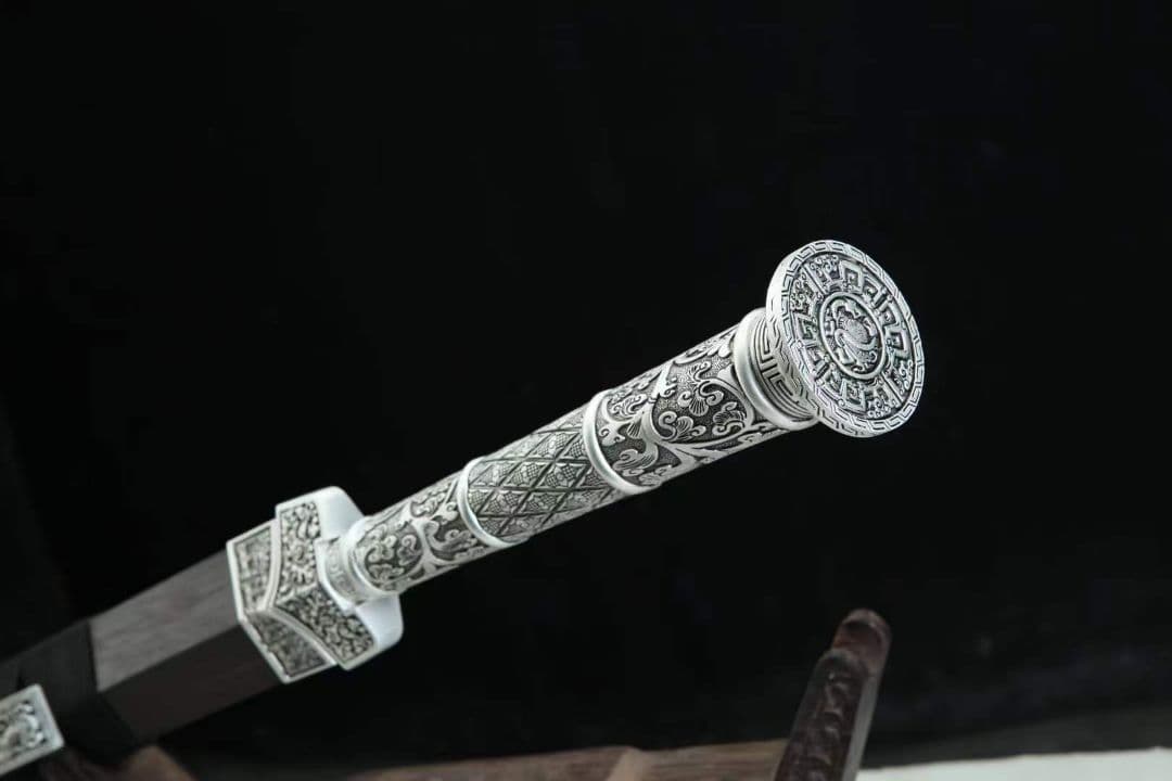 28寸合金擬古銀装玄武漢剣 古兵器 武具　刀装具　日本刀　模造刀 居合刀