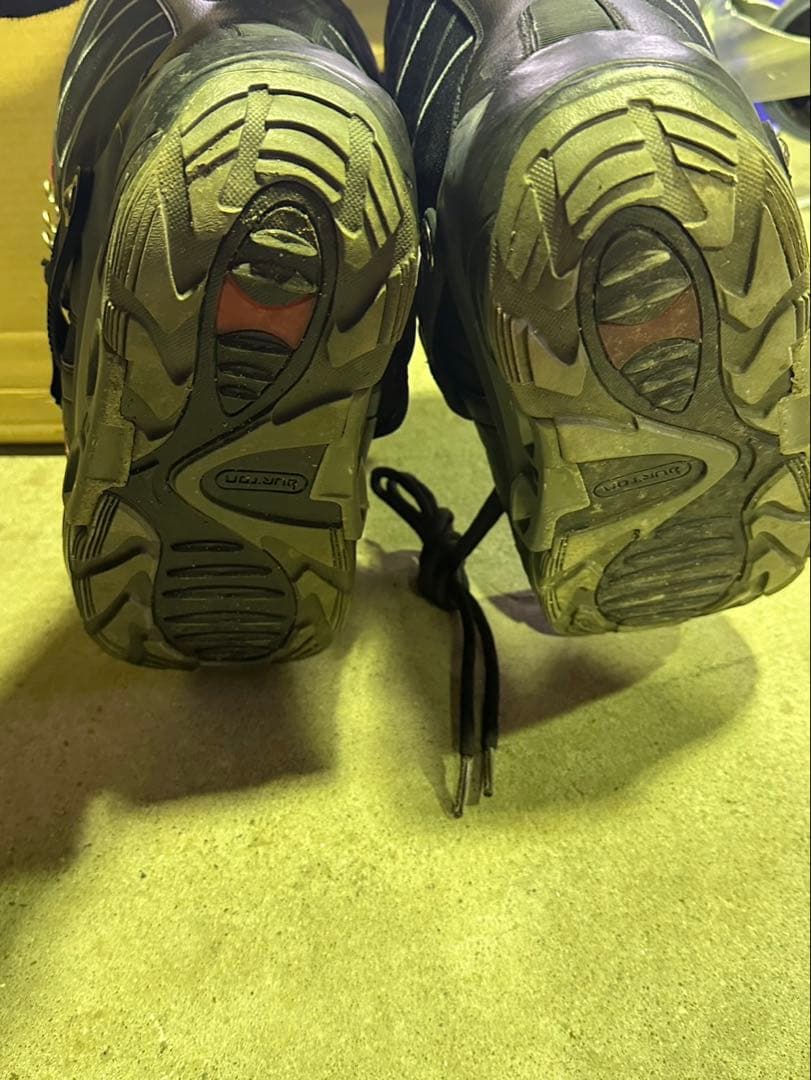 G1579 BURTON スノーボードブーツ 黒赤　26.5 メンズ