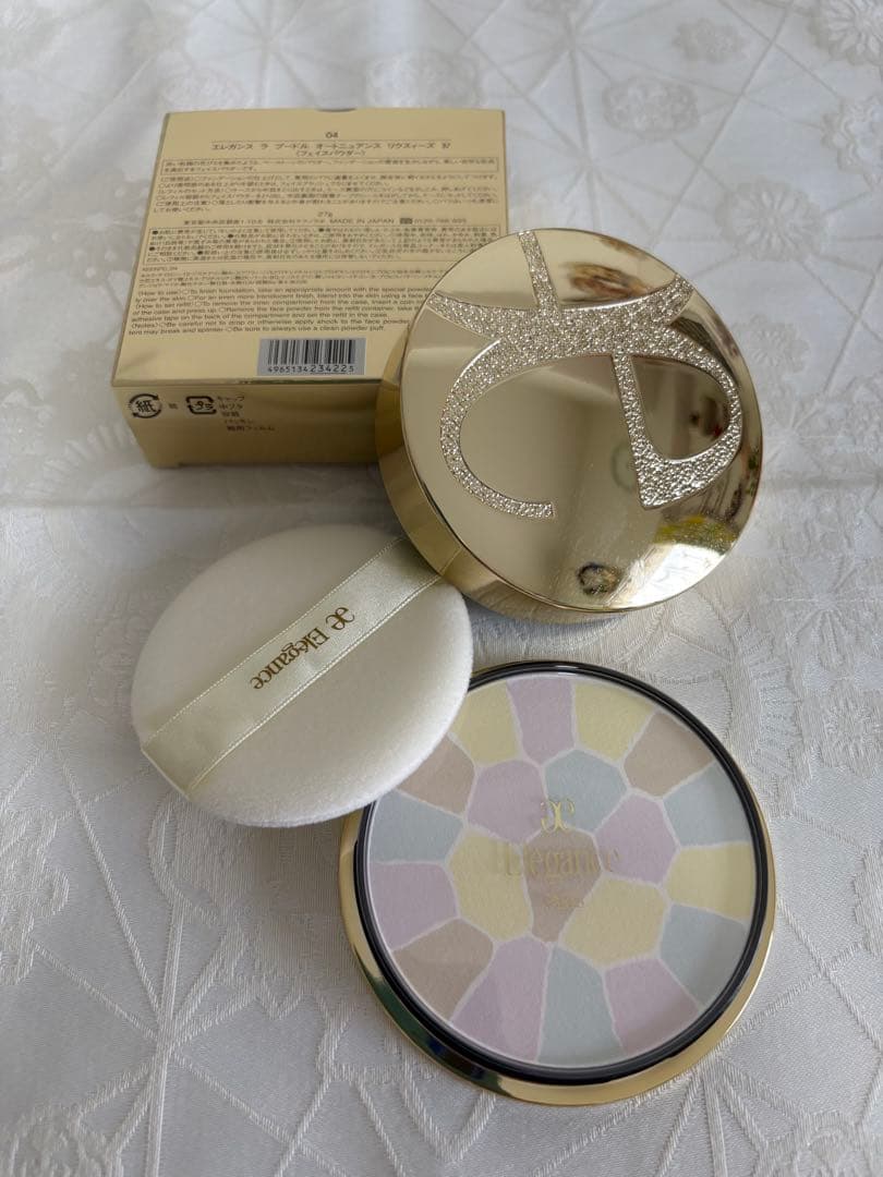 エレガンス　フェイスパウダー　新品　本体ケース付き