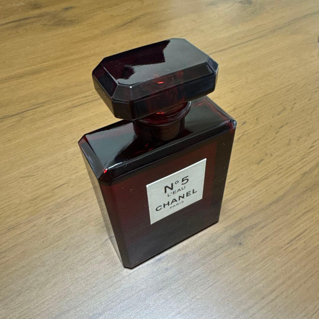CHANEL N°5 香水