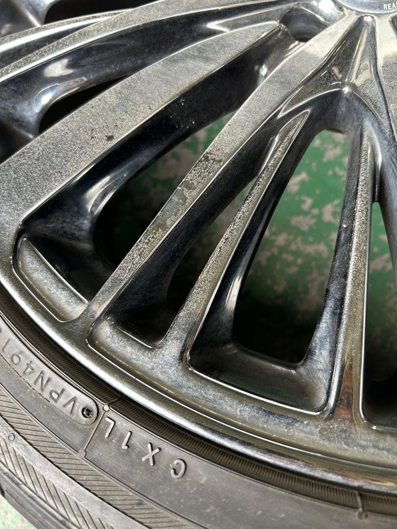 ロクサーニ　タルカス　20インチ