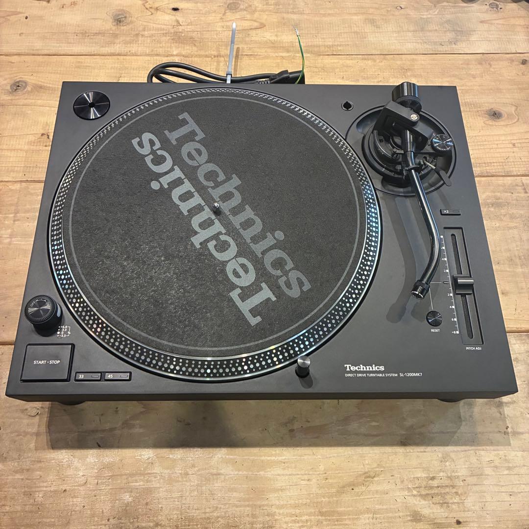 【即決可】Technics SL-1200 MK7 (美品・送料込)