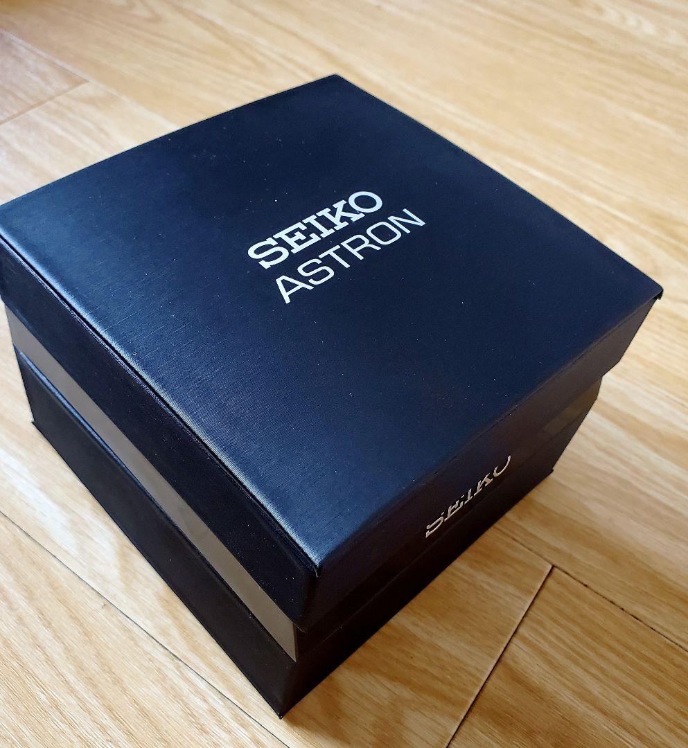 美品 SEIKO アストロン SBX011