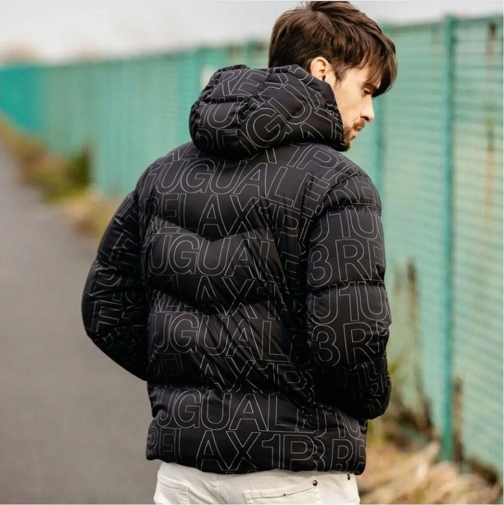 IS★４BAN！ ！未使用美品1PIU1UGUALE3 RELAX☆L黒