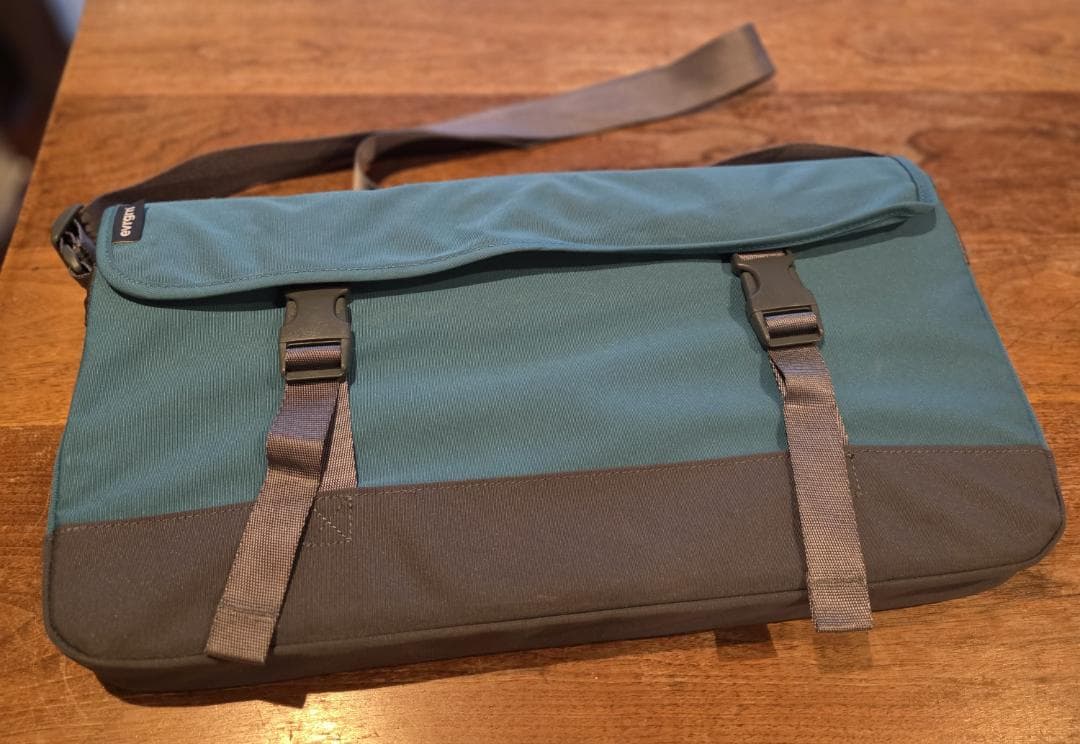 【希少・廃盤品】evrgrn (REI) Picnic Table 竹製天板