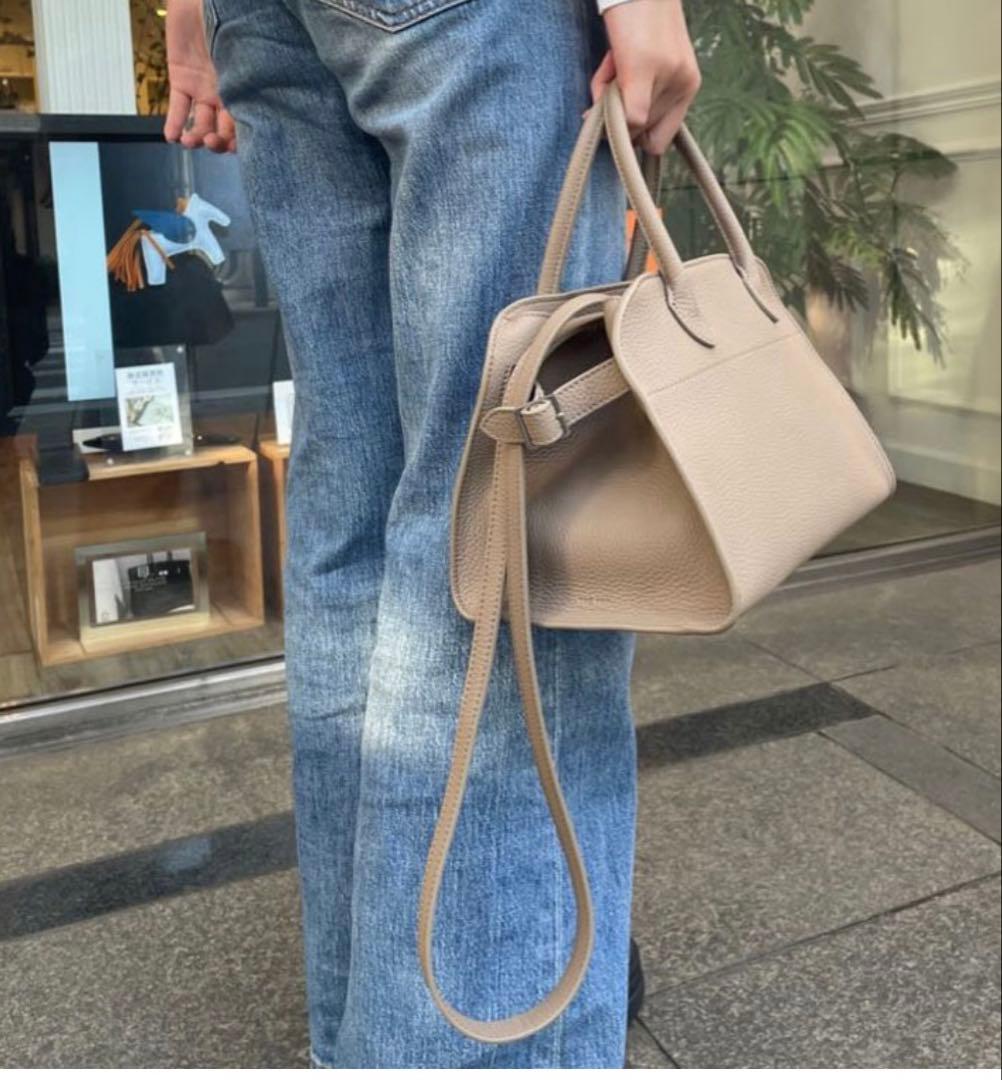 sunset 様⭐︎THE ROW⭐︎マルゴー10⭐︎ダークトープ⭐︎極美品