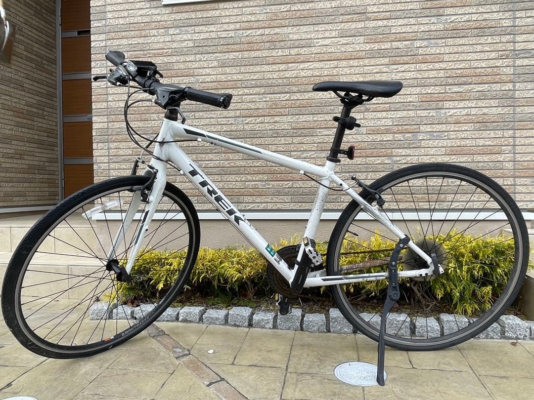 Trek クロスバイク FX3 L ホワイト(手渡し希望・山梨県富士吉田市)