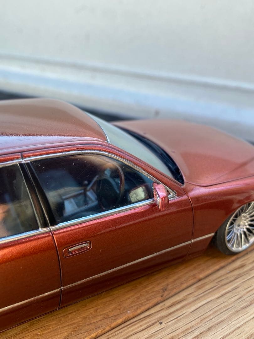 プラモデル完成品　アオシマ 1/2421セルシオ　 リア叩き出し風フェンダー