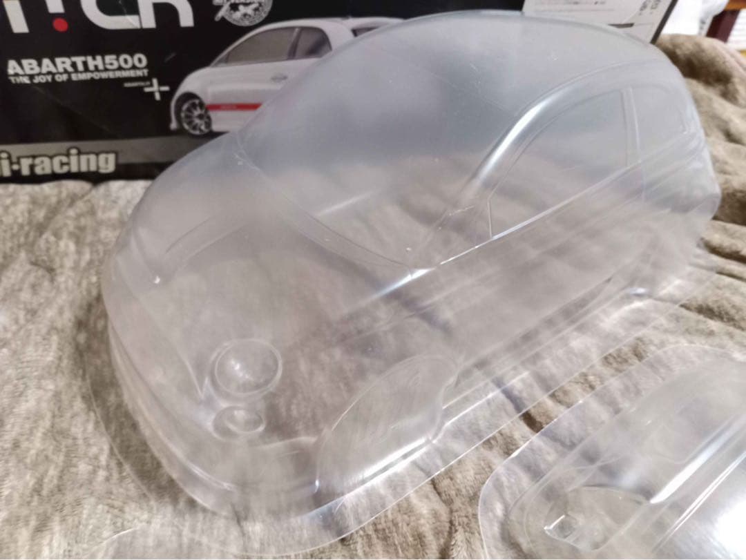 hpi-racing ABARTH500 電動ラジコンカー