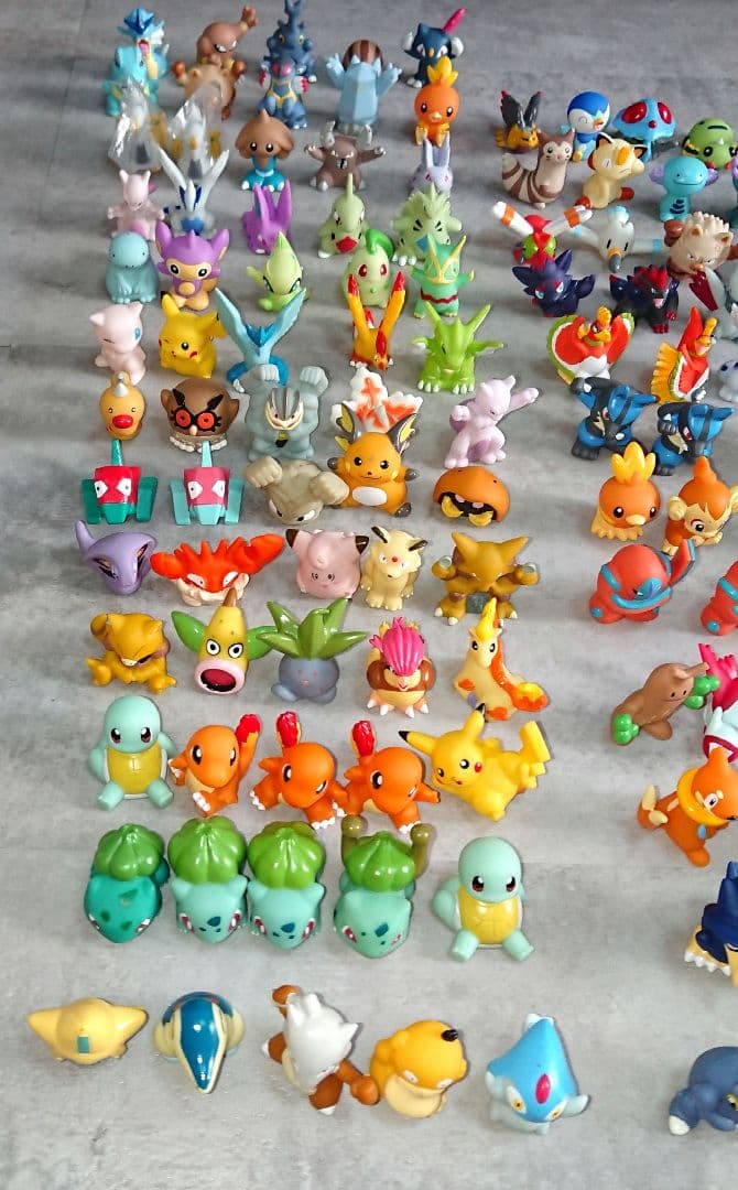 ポケモンキッズ 550体以上まとめ売り 未使用シール90枚以上付き