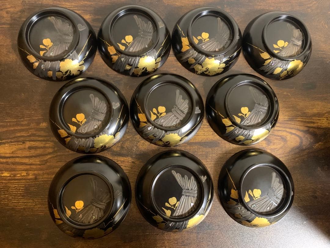 沈金蒔絵　木製漆塗吸物椀10客　時代物　お椀　汁椀　貝細工　芍薬　結び切り