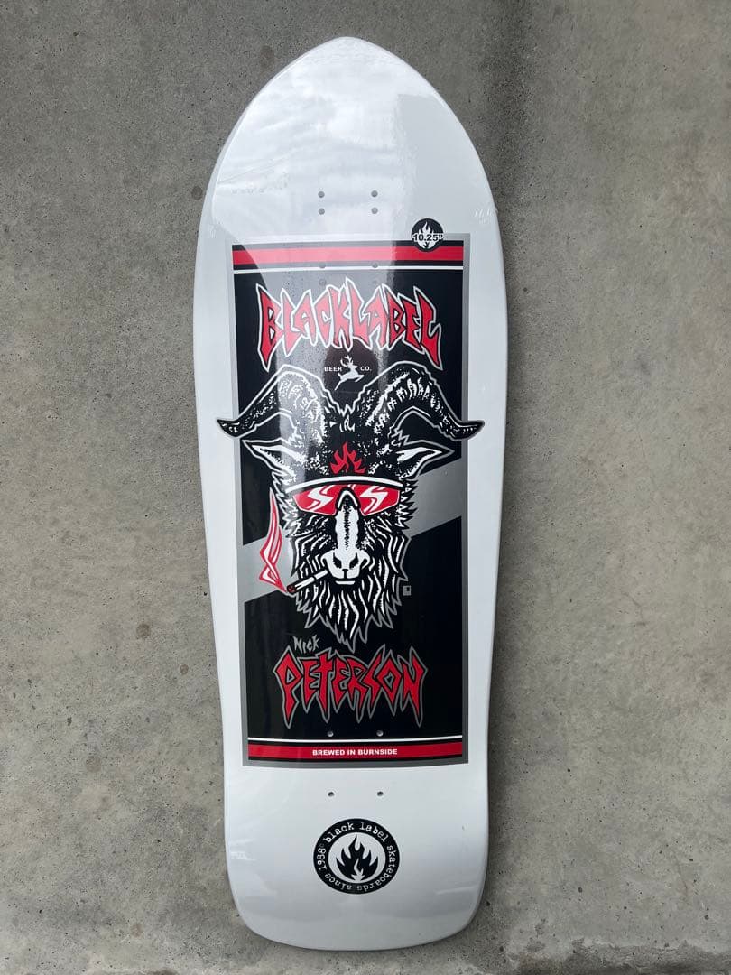 スケートボード Black label Nick Paterson 10.25