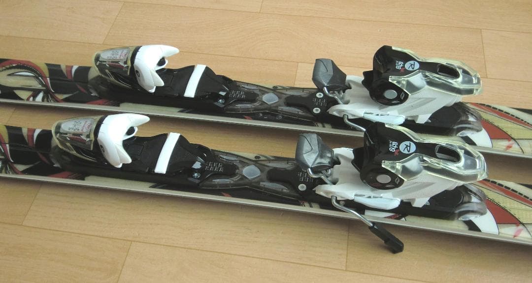 ■送料無料■ロシニョール■女性用スキーセット■板156靴25-25.5■メンテ■