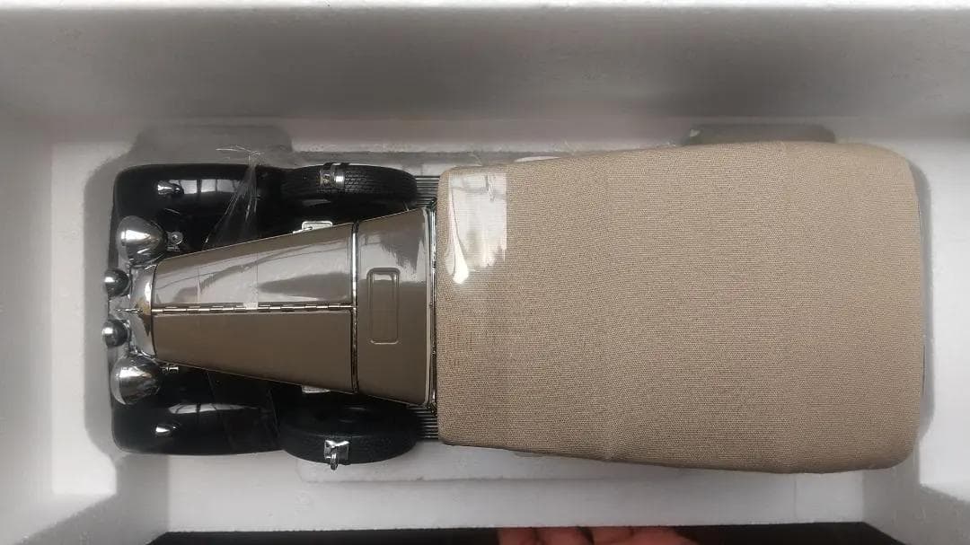 1/18 リンカーンKB　サンスター　ミニカー