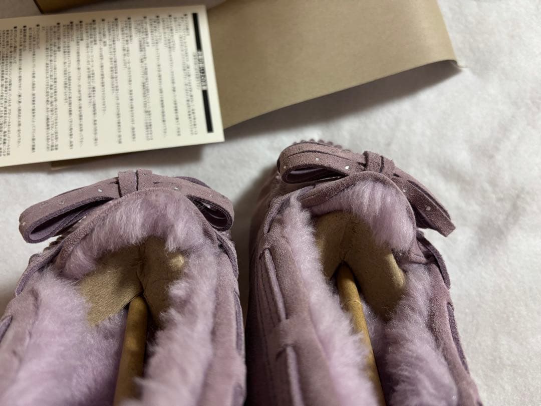 【新品箱入】UGG ムートン スリッポン DAKOTA　BRING　BOW　6