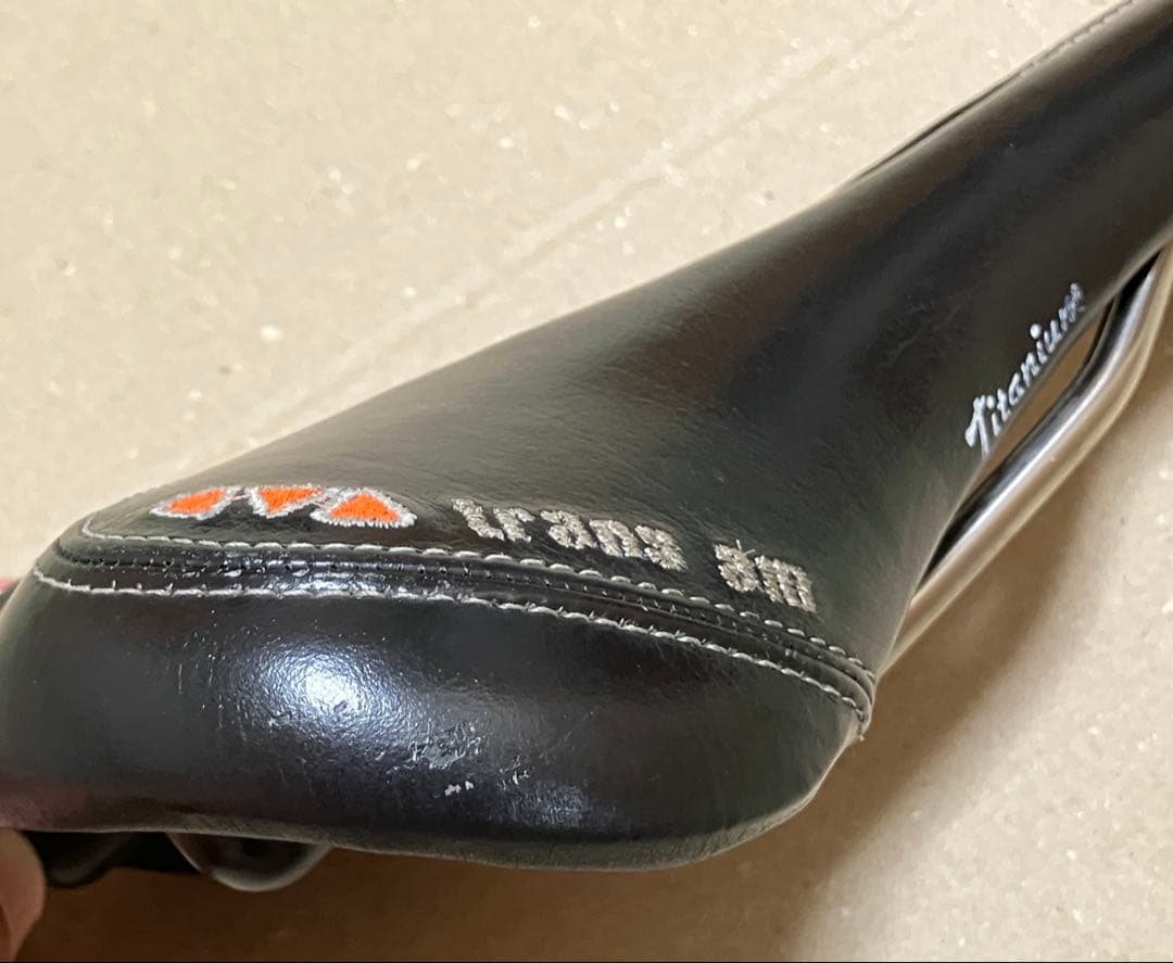 サドル　セライタリア　フライト　トランザム　trans am